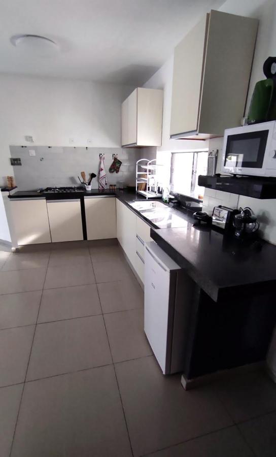Guest House "Villa Klara Eilat" Heated Pool And Sauna All Year Round Luaran gambar